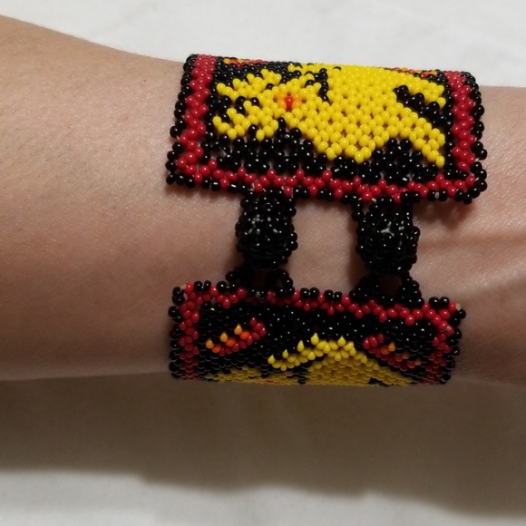 HUICHOL ART - Picture 3 of 5